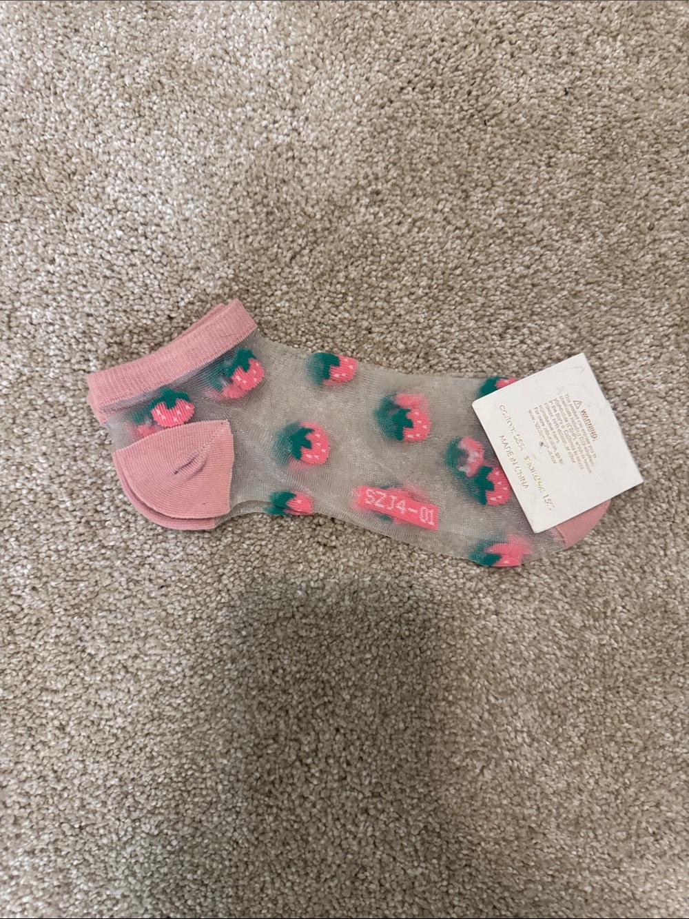 Men’s Pink Strawberry-Print Sheer Ankle Socks